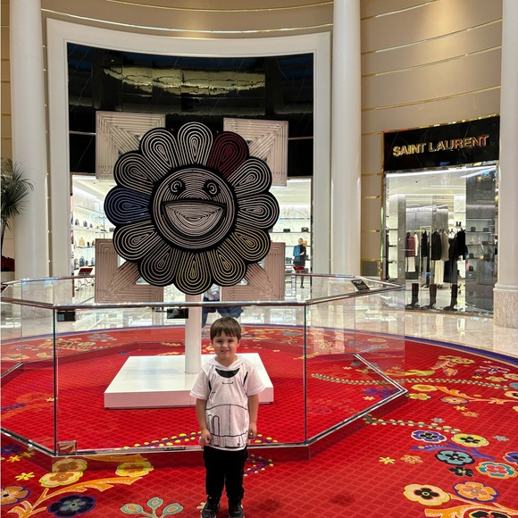 LIKE THIS TO BE NOTIFIED WHEN I GO LIVE 🥰 - Picture 5 of 6